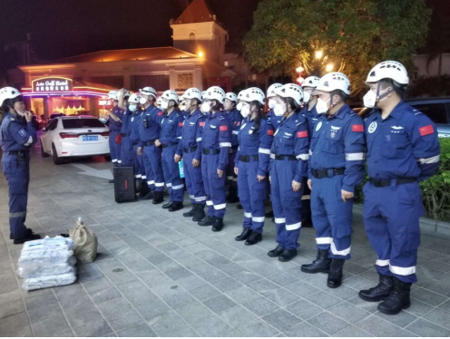 S'entraider et travailler ensemble pour lutter contre l'épidémie : Bailikind a fait don de masques chirurgicaux jetables et de gants en nitrile à Xiamen